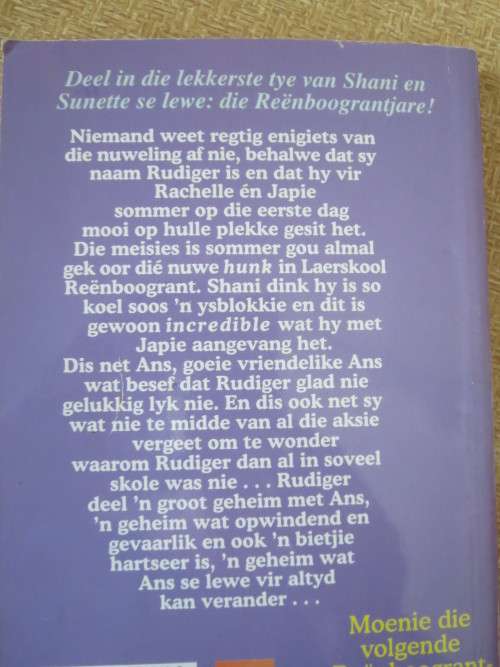 2 REëNBOOGRANT-MAATS REEKS: Nrs. 7 en 11 in die reeks deur Louise v Niekerk en J C Smit