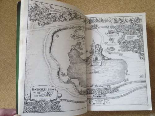 HARRY POTTER AND THE CHAMBER OF SECRETS  by J. K. Rowling