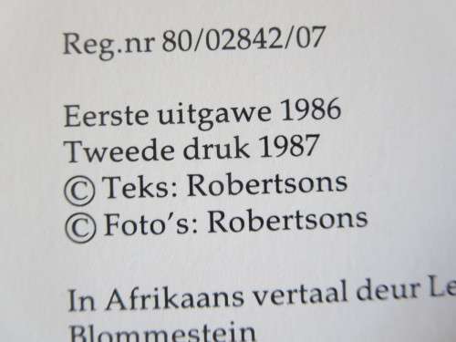 DIE SUID-AFRIKAANSE KRUIE en SPESERY-KOOKBOEK  Samesteller: Sonja Davis