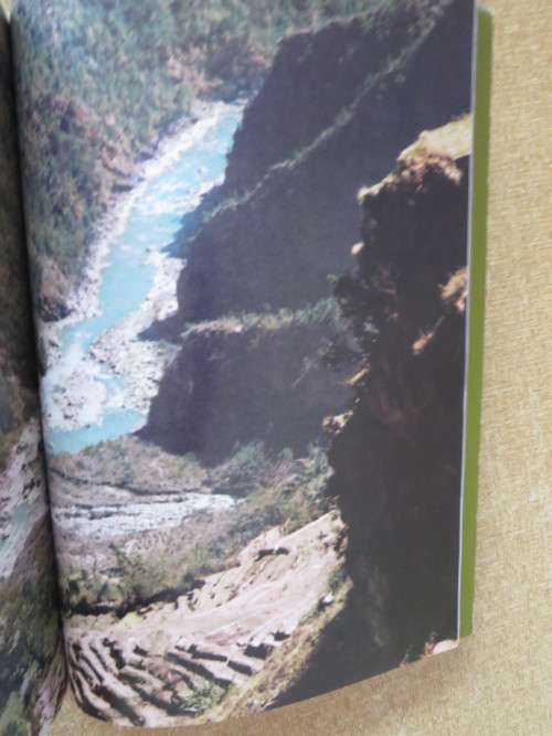 MINOLTA MIRROR  An International Magazine Of Photography