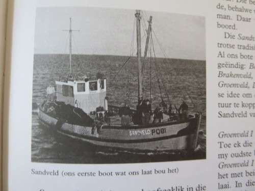 AS DIE SKIPPER OP DIE VOORSTEWE STAAN!  Geskryf deur Johnnie Eigelaar