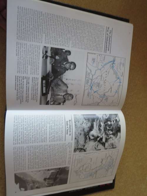 ATLAS OF WARFARE  by Richard Natkiel and John Pimlott