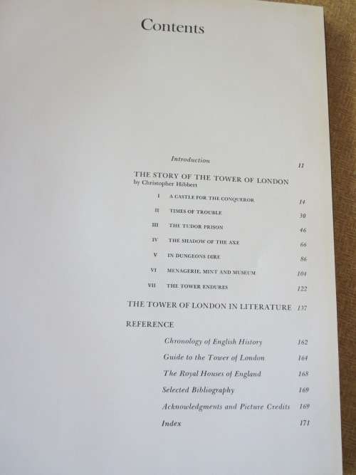 THE TOWER OF LONDON  History of England from the Norman Conquest  by Christopher Hibbert