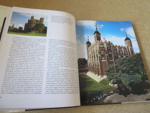 THE TOWER OF LONDON  History of England from the Norman Conquest  by Christopher Hibbert