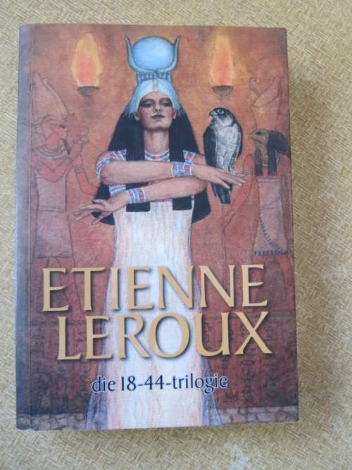 DIE 18-44-TRILOGIE  deur Etienne Leroux