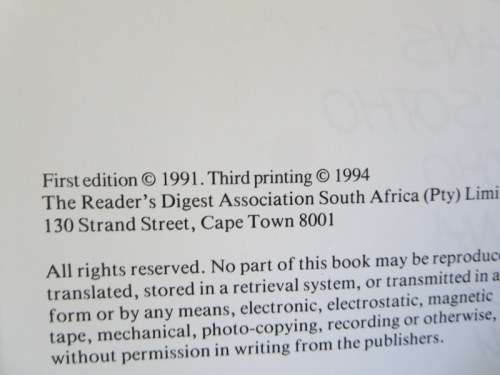 MULTI-LANGUAGE DICTIONARY AND PHRASE BOOK  English, Afrikaans,N-Sotho Sesotho, Xhosa, Zulu,Tswana