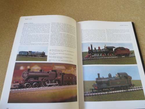 THE ENCYCLOPEDIA OF MODEL RAILWAYS  General Editor: Terry Allen
