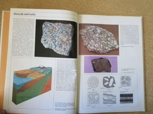 NATURE LIBRARY: MINERALS  by Andrew Clark