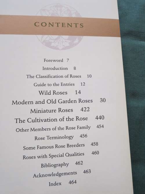 THE WORLD OF ROSES  An Illustrated Guide  by Stirling Macoboy