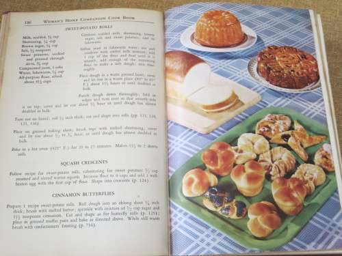 WOMAN`S HOME COMPANION COOK BOOK by Dorothy Kirk