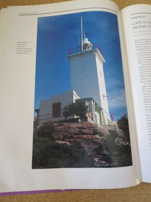 SOUTHERN LIGHTS  Lighthouses of Southern Arica  by Harold Williams