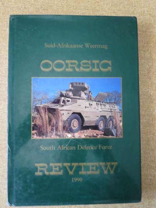 SA WEERMAG OORSIG / SA DEFENCE FORCE REVIEW 1990  By Maj. A. de la Rey