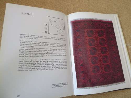 ORIENTAL RUGS AND CARPETS  by Fabio Formenton