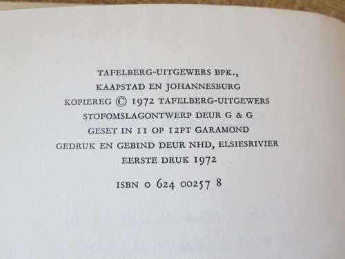 GESPREKKE MET SKRYWERS 2  o.a. Abraham de Vries, Elsa Joubert, Hennie aucamp en ander