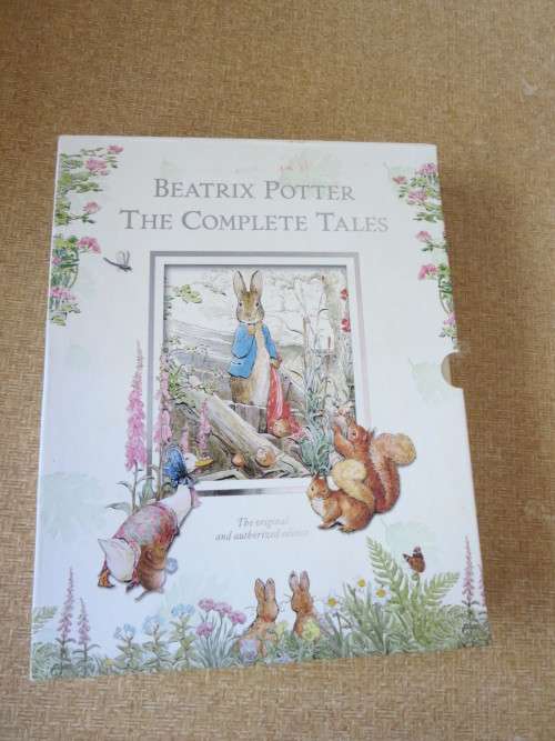 BEATRIX POTTER  THE COMPLETE TALES (In slipcase)