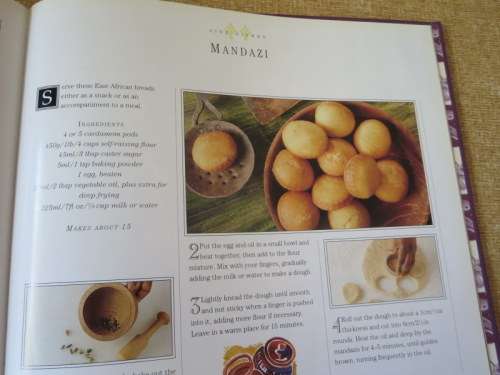 CLASSIC AFRICAN  Authentic recipes from an ancient cuisine  Introduction: Rosamund Grant
