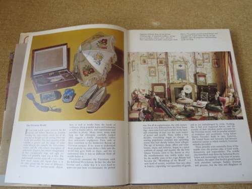 THE SAMPSON LOW COLLECTOR`S LIBRARY:  VICTORIAN ANTIQUES  by Nathaniel Harris