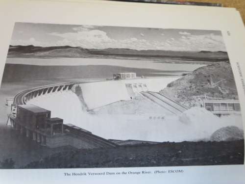 A HISTORY OF SCIENTIFIC ENDEAVOUR IN SOUTH AFRICA   Edited by A. C. Brown