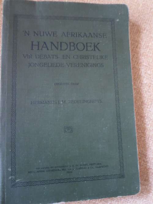 `N NUWE AFRIKAANSE HANDBOEK