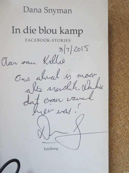 IN DIE BLOU KAMP  deur Dana Snyman (GETEKEN)