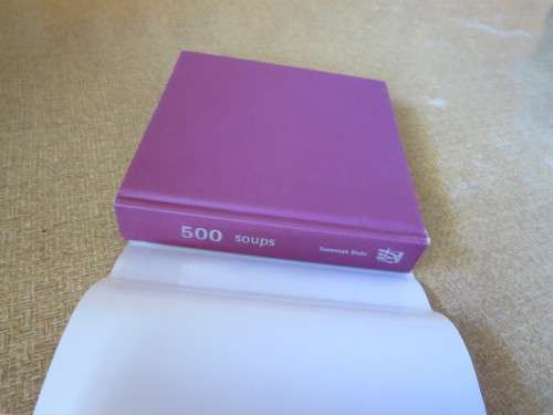 500 SOUPS  by Susannah Blake