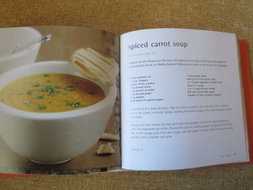 500 SOUPS  by Susannah Blake