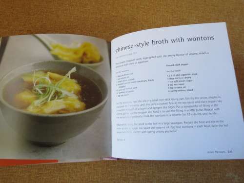 500 SOUPS  by Susannah Blake