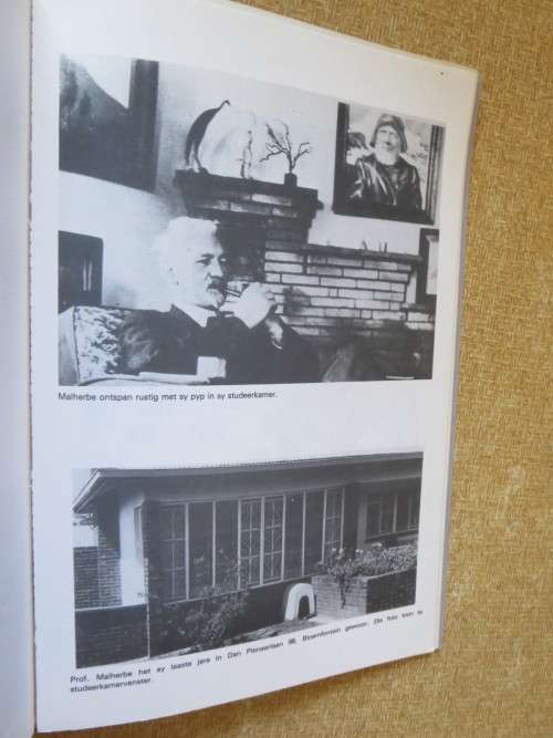 D. F. MALHERBE - `N FOTOMUSEUM  Samesteller, T. Toerien  Foto`s: E. Botha