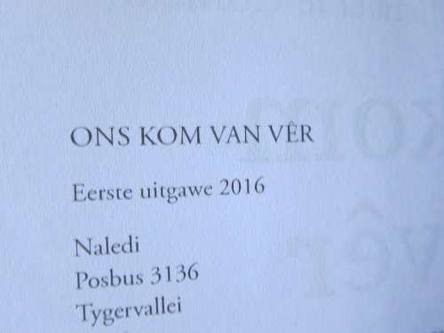 ONS KOM VAN VêR (Bydraes oor bruin Afrkaansprekendes) deur WAM Carstens & Michael le Cordeur