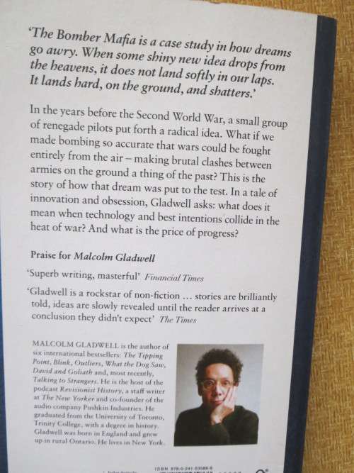 THE BOMBER MAFiA   A Story Set in War  by Malcolm Gladwell