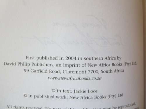 ECHOES OF SLAVERY  Voices from South Africa`s past  by Jackie Loos