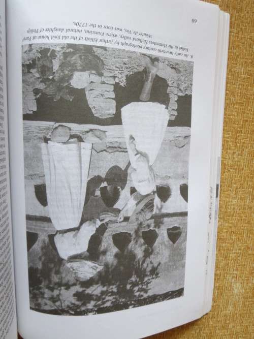 ECHOES OF SLAVERY  Voices from South Africa`s past  by Jackie Loos