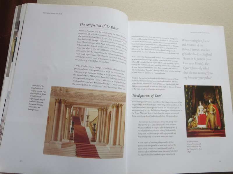 BUCKINGHAM PALACE  Official Souvenir Guide  Royal Collection Publications