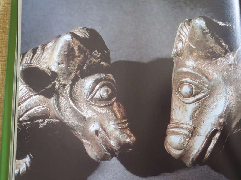 THE ART OF THE CELTS