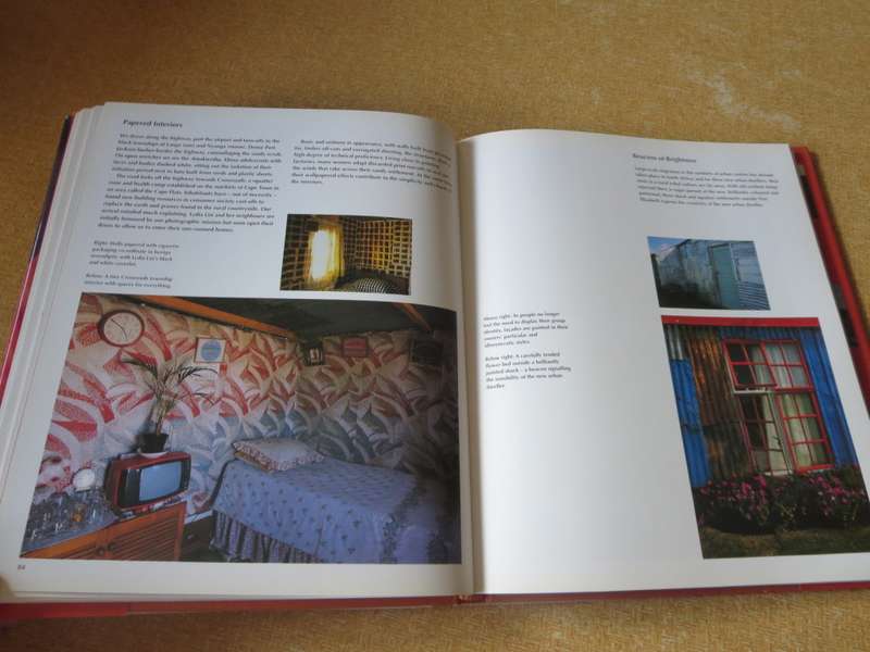 AFRICA STYLE IN SOUTH AFRICA - Pondokkies, Khayas & Castles  by Pamela Strauss (Architecture)