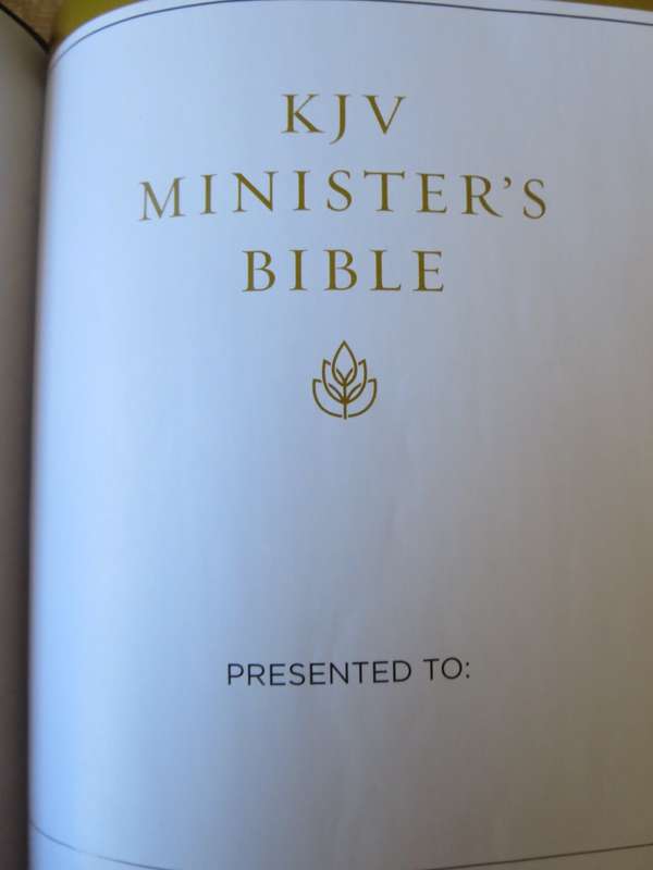 KJV MINISTER`S BIBLE.