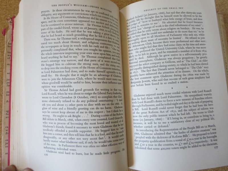 GLADSTONE. A biography by Philip Magnus.