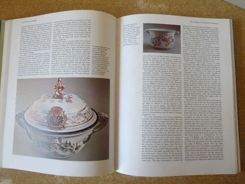 THE HISTORY OF PORCELAIN  General Editor Paul Atterbury