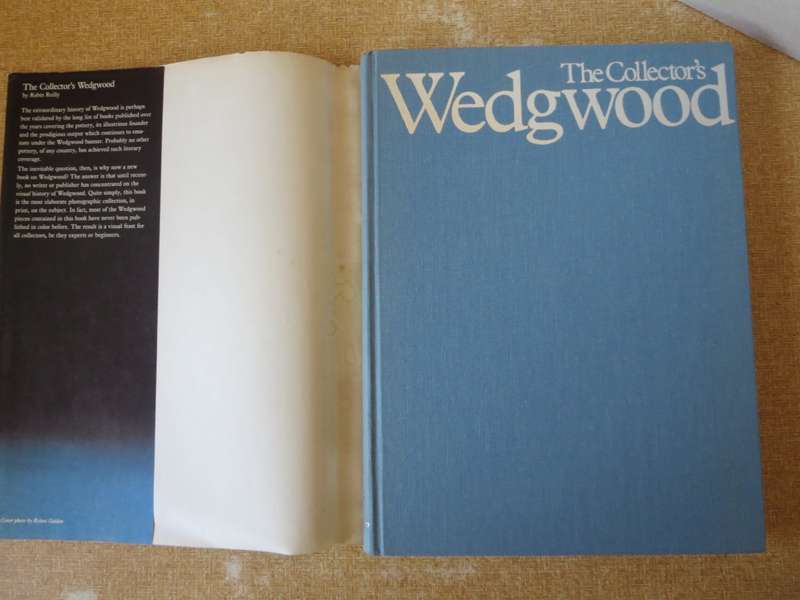 THE COLLECTOR`S WEDGWOOD  by Robin Reilly