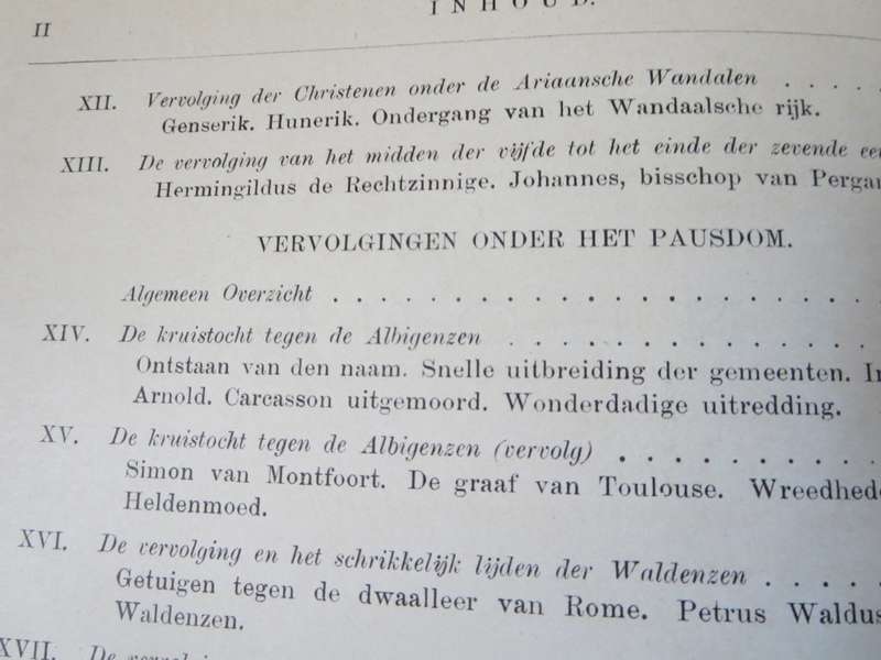 HET NIEUWE MARTELAARSBOEK. John Foxe. Vertaal deur Dr. D.P. Rossouw.  (P)