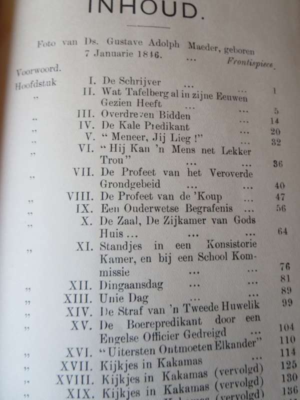 UIT DE OUDE EN NIEUWE AFRIKAANSE DOOS.    (P)