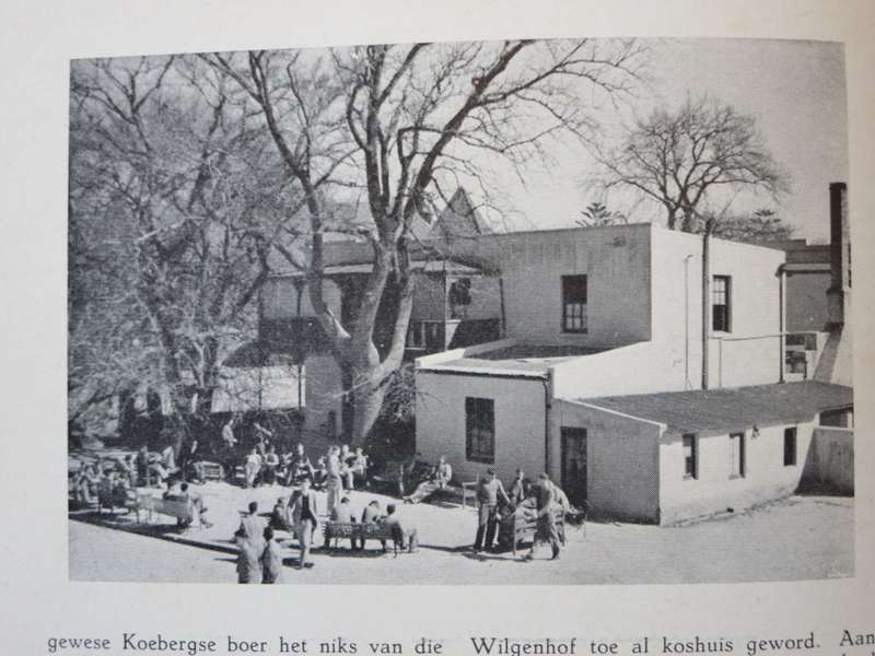 GEDENKBOEK VAN WILGENHOF 1903 - 1950  Uitgegee deur die Huiskomitee van Wilgenhof