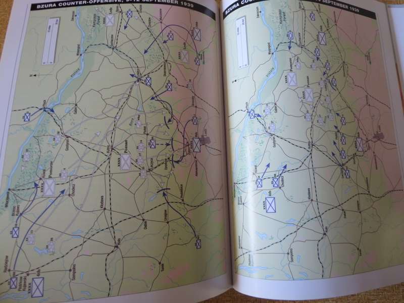 BATTLES OF WORLD WAR II  POLAND 1939. Germanys `lightning strike` Book 1