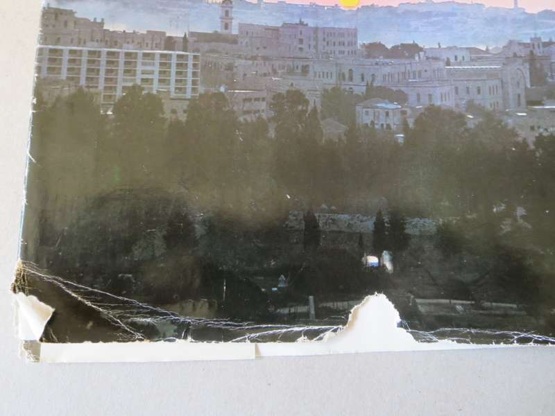 THY GATES OH JERUSALEM. Peter Merom. Text by Moshe Ben-Shaul.