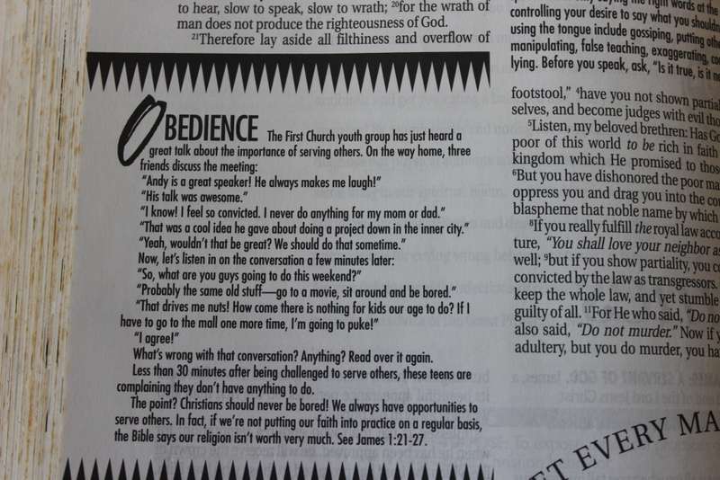 LIFE APPLICATION BIBLE FOR STUDENTS.