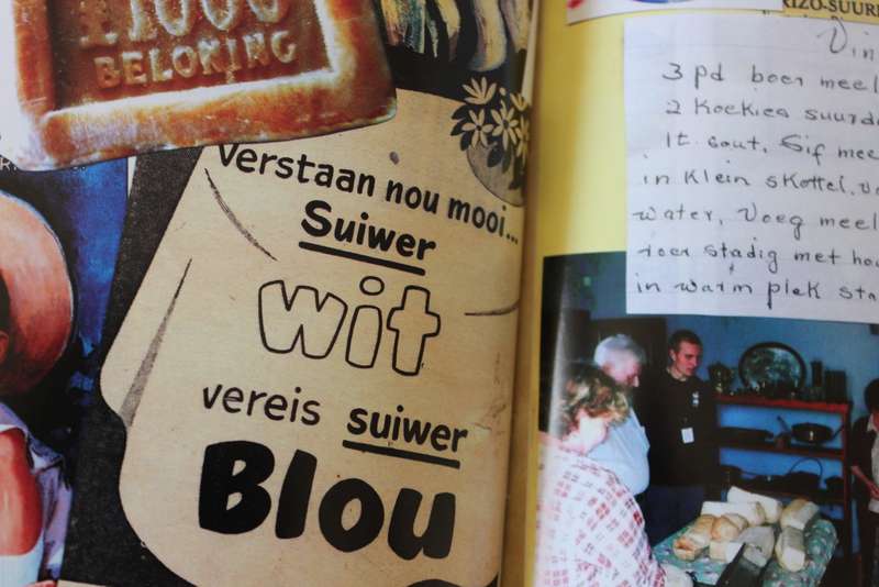 UIT OUMA SE UITSETKIS deur Nico Moolman. (Resepte, kultuur en verlange)