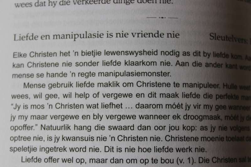 DIE EENJAAR-BOODSKAP MET OORDENKINGS. NUWE TESTAMENT. Jan van der Watt.