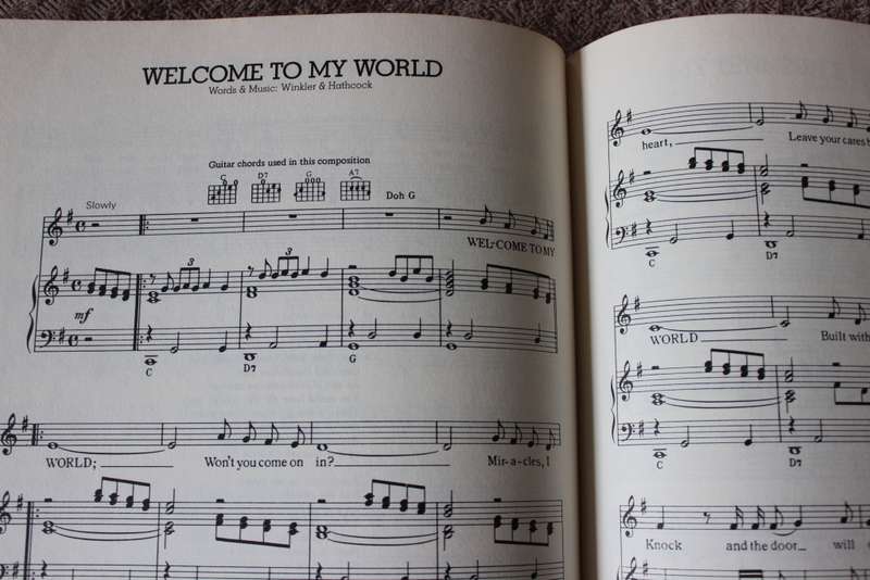 100 COUNTRY `N` WESTERN GREATS. Wise Publications.