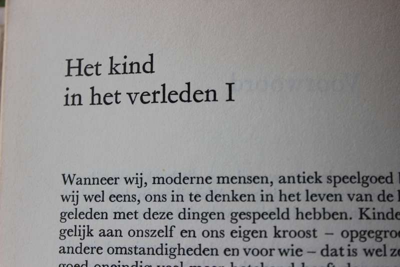 ANTIEK SPEELGOED  deur A. Burkij-Bartelink