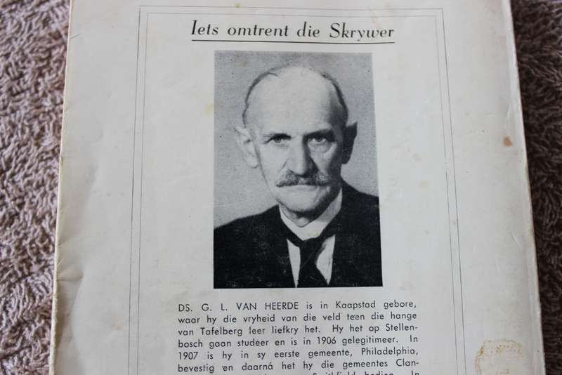 DIE DAG VAN KLEINE DINGE  deur Ds G.L. van Heerde